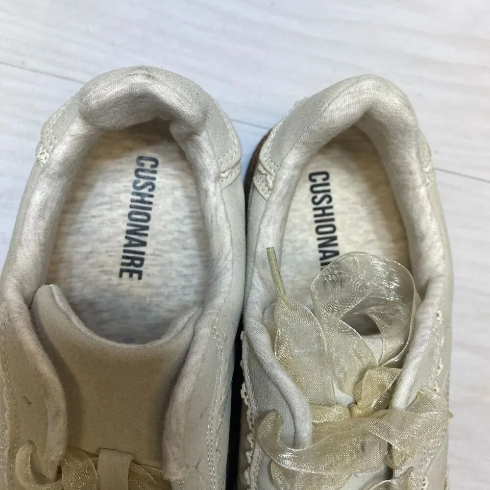 Cushionaire Belinda Sneakers Women's Size 11 White Lace Detail Casual Low Top‎